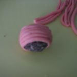 Nidi di meringa con ovetti di cioccolato