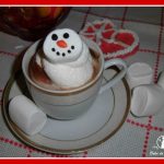 Come preparare dei pupazzi di neve con i marshmallow
