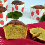 Torta sfogliata alla crema e pesche