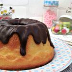 Cupcake al cioccolato con rose di burro