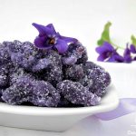Dolcetti di pasta sfoglia con le mandorle
