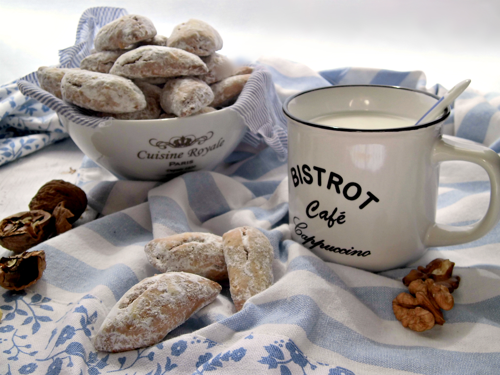 Biscotti semplici alle noci