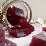 Drip cake con gelatina di mele cotogne