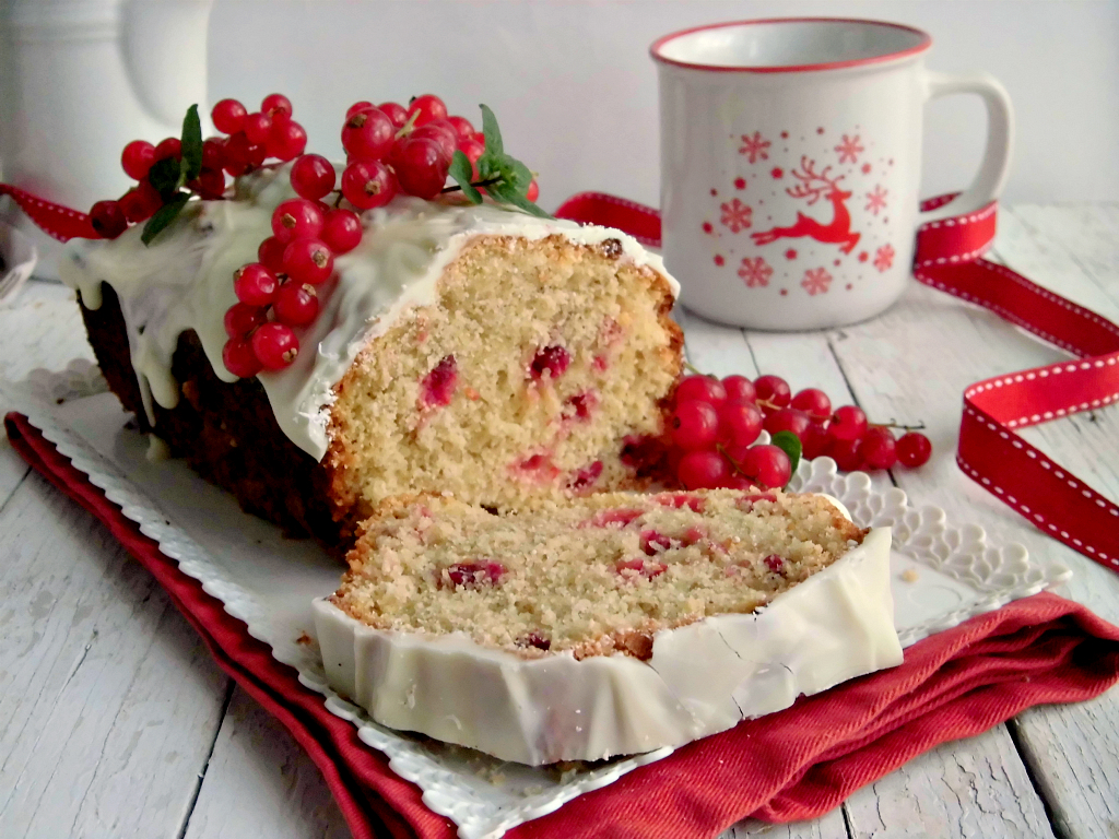 Torta al ribes con cioccolato bianco