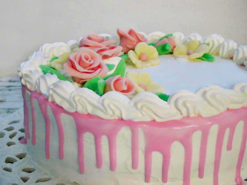 pink coconut drip cake.jpg