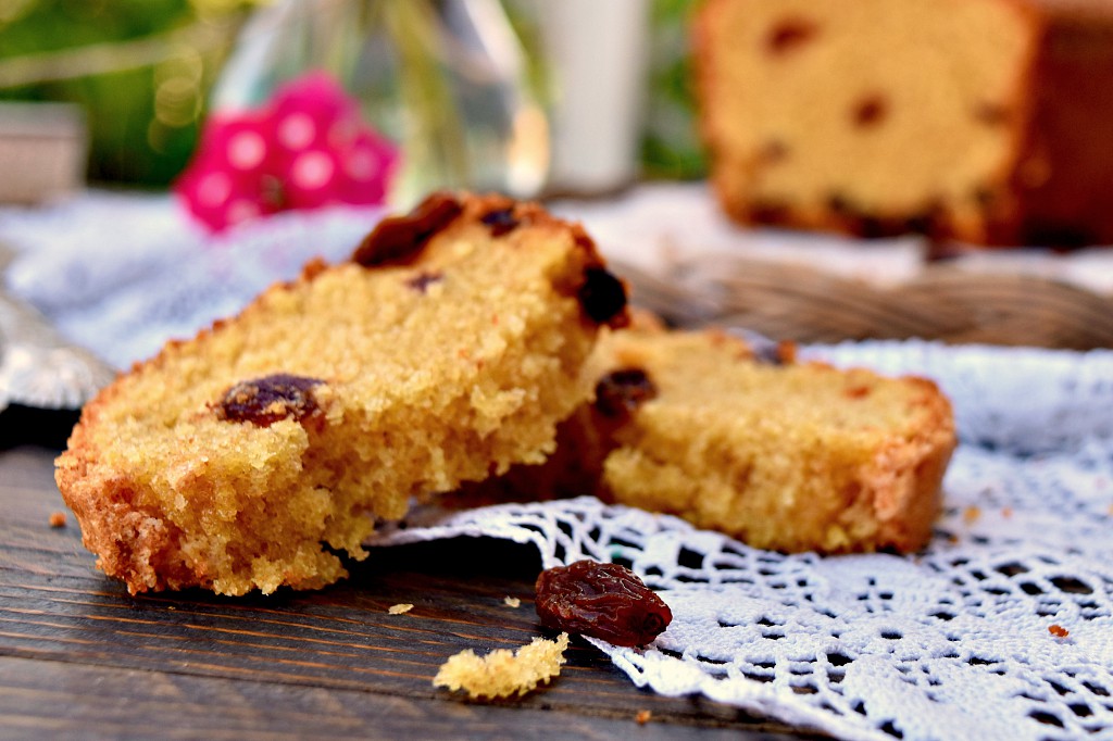 Plumcake al Rum con uvetteta