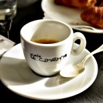 Ciambella al cioccolato senza burro e super-soffice