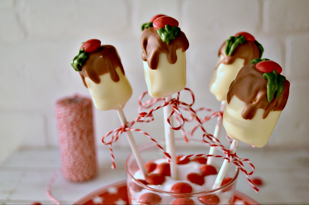 Christmas marshmallow pops