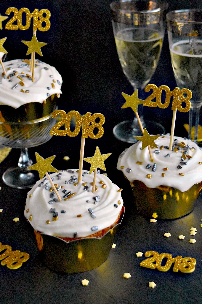 prosecco cupcakes and happy new year