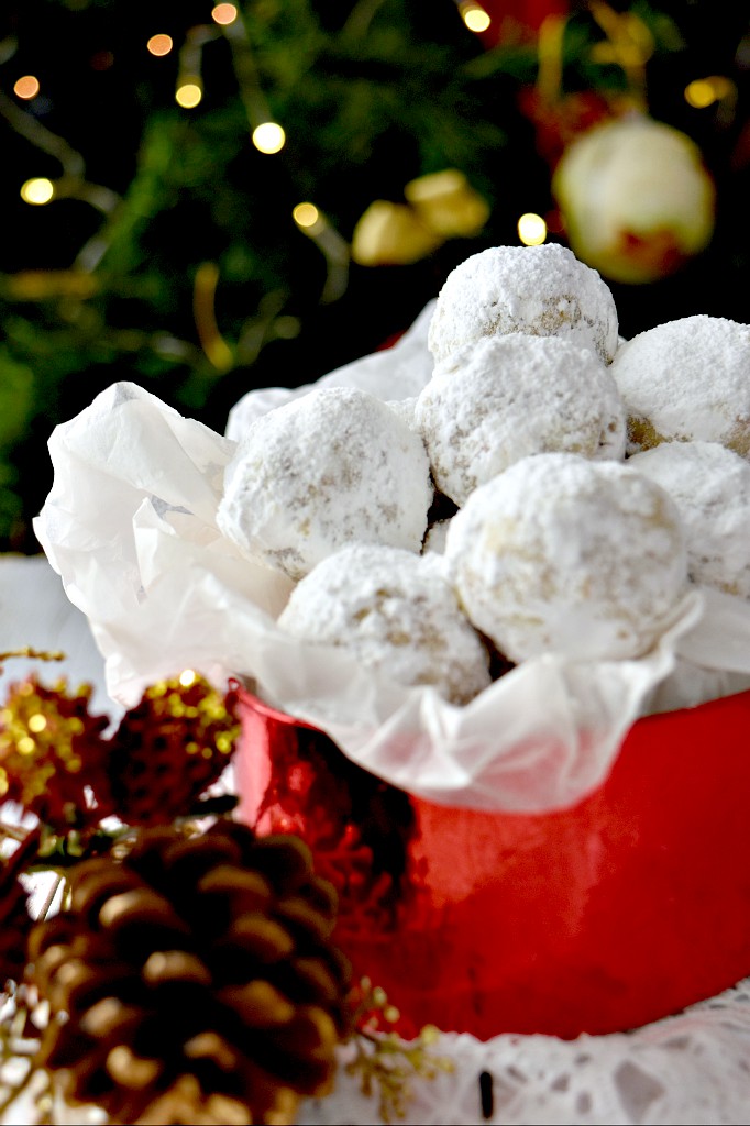 Snowball Christmas Cookies