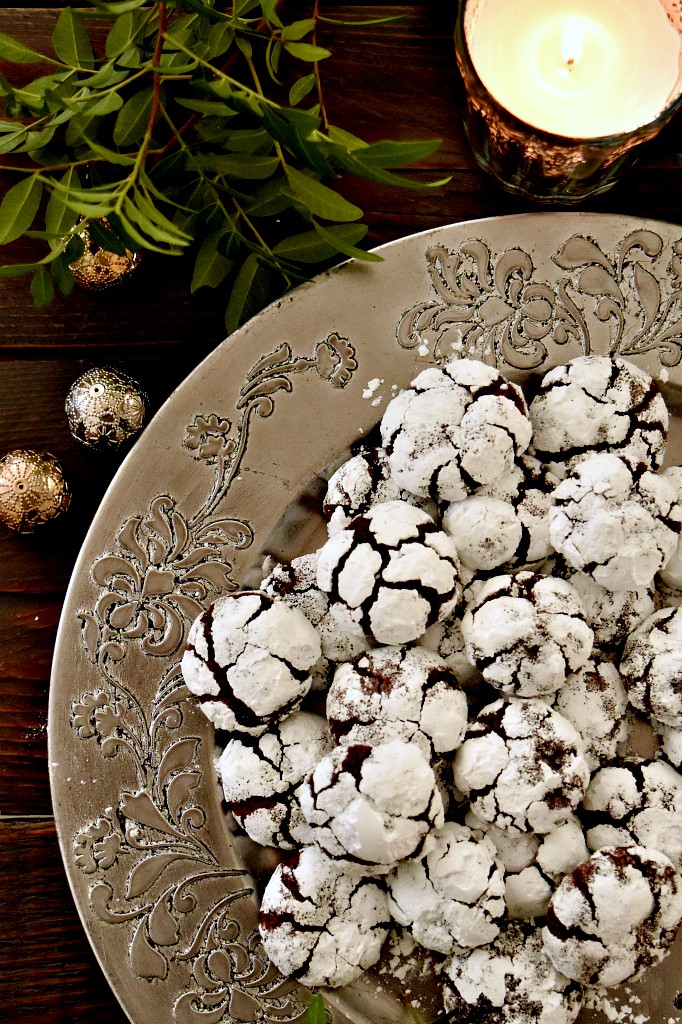 Chocolate crinkles