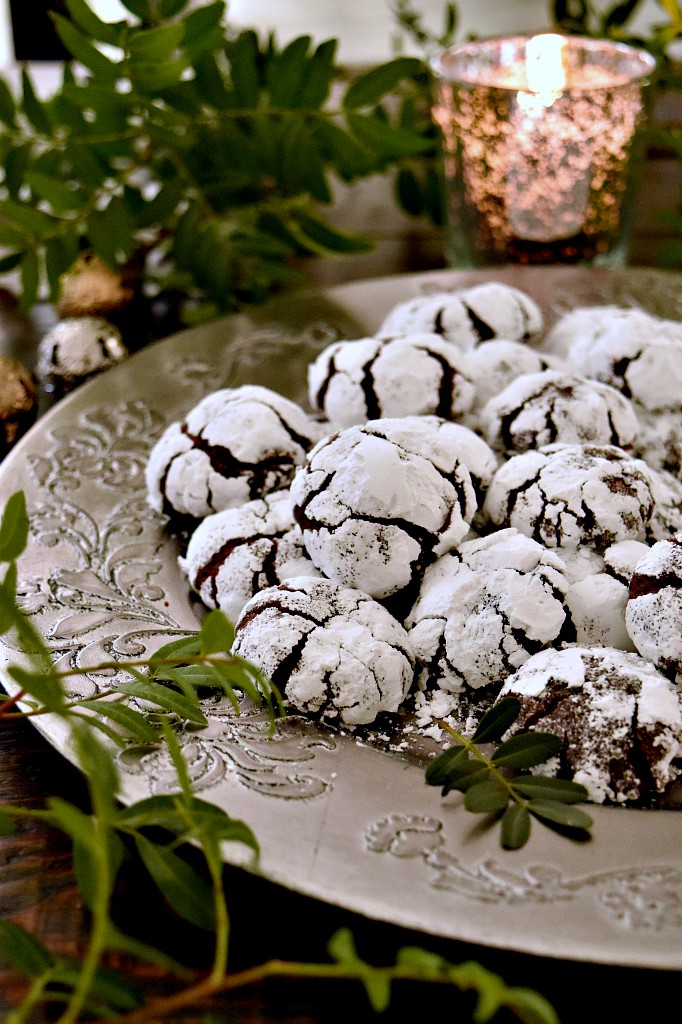 Chocolate crinkles