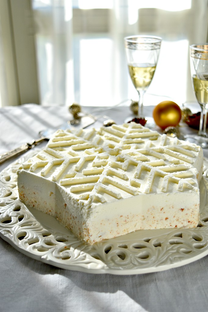 Semifreddo agli amaretti