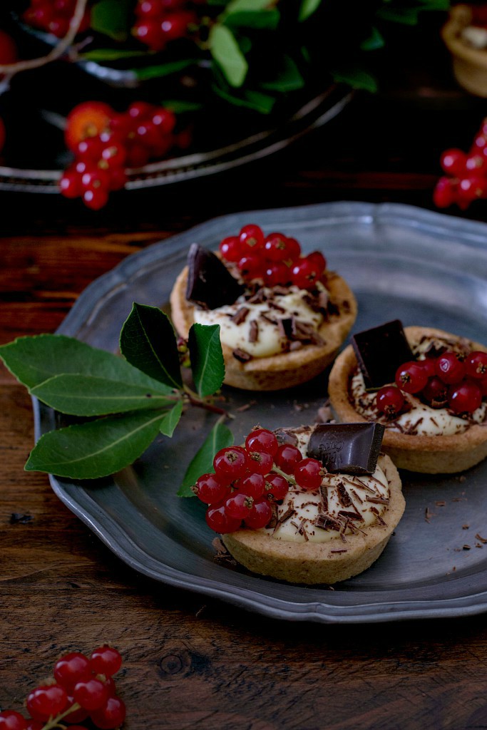 Crostatine con crema di mascarpone e ribes