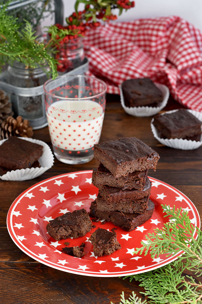 Brownies al cioccolato e avocado