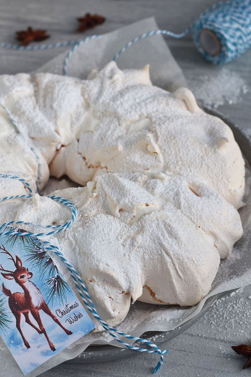 christmas pavlova