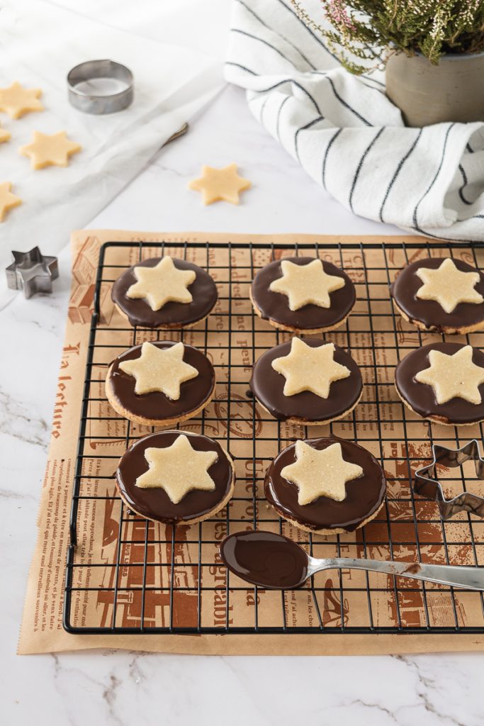 Biscotti con cioccolato e marzapane