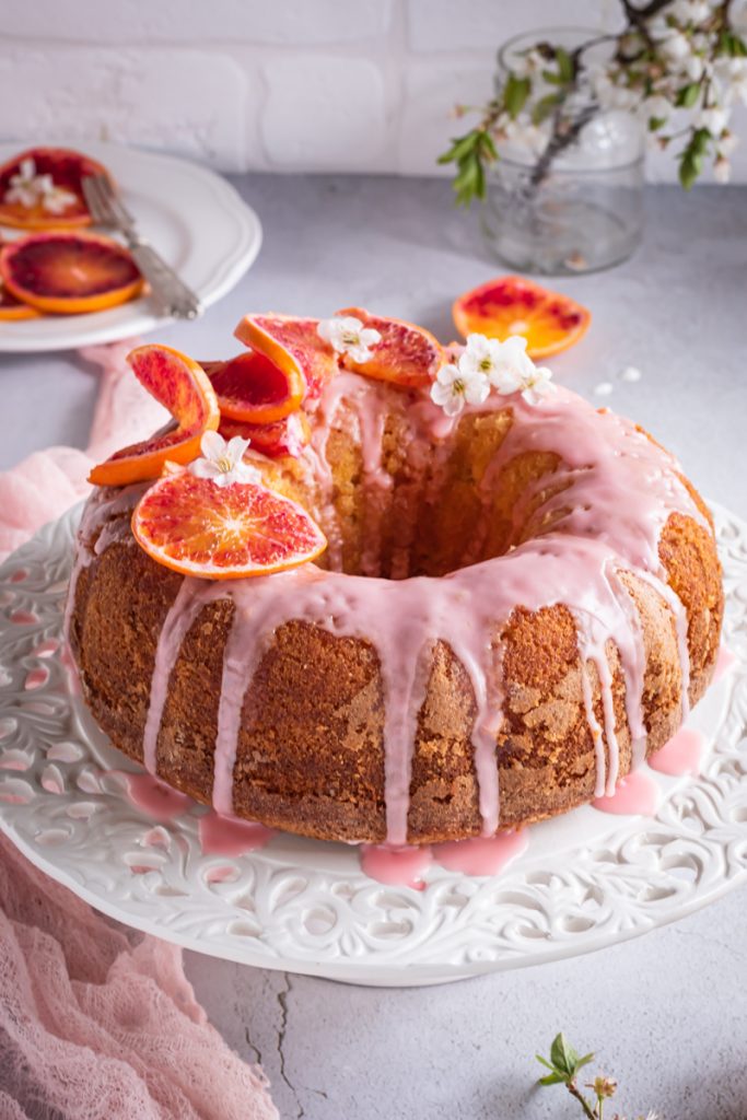 Bundt cake con glassa all'arancia