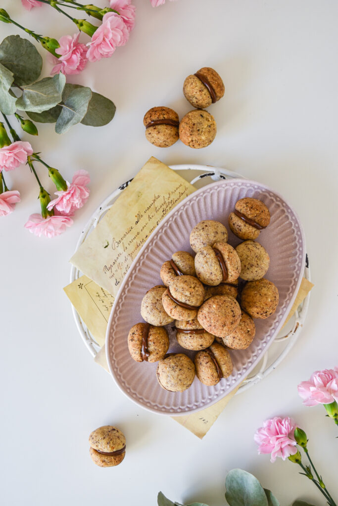 Baci di Dama alle Nocciole e Nutella